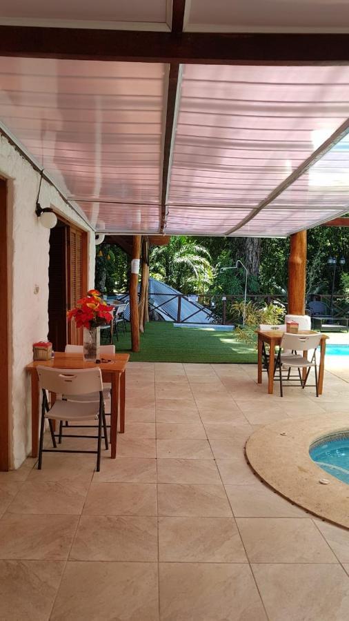 Hotel Bugabutik Puerto Viejo de Talamanca Екстериор снимка