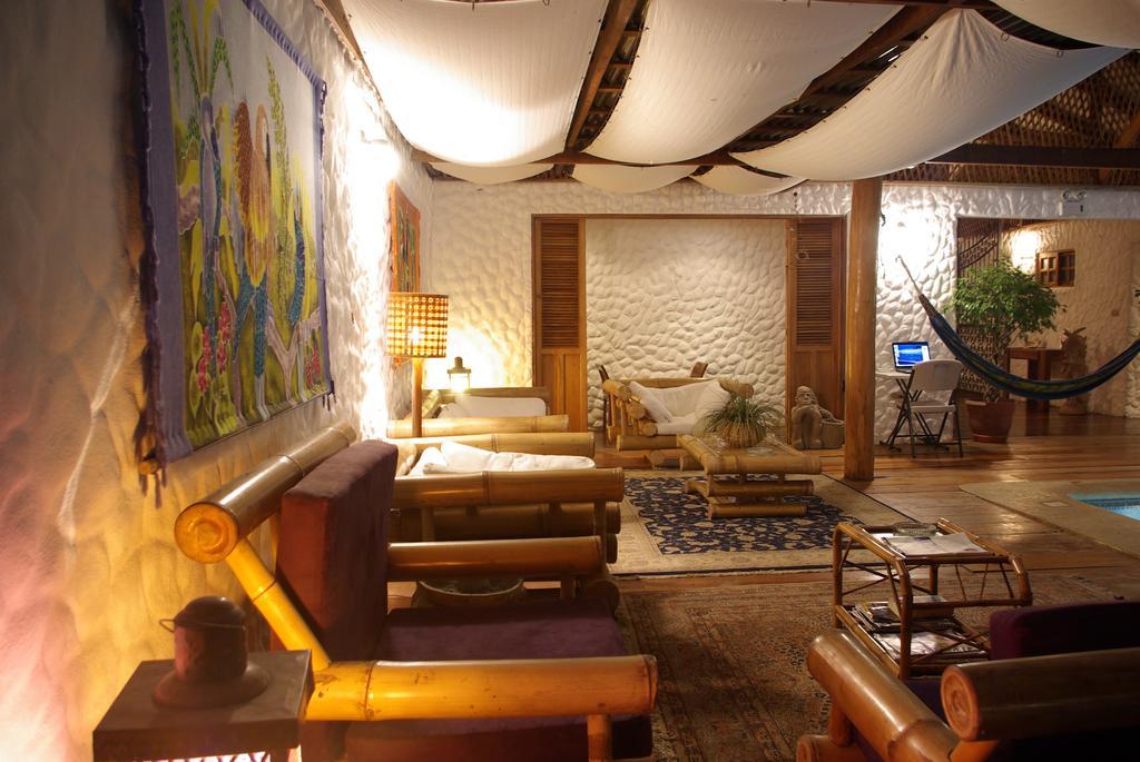 Hotel Bugabutik Puerto Viejo de Talamanca Екстериор снимка